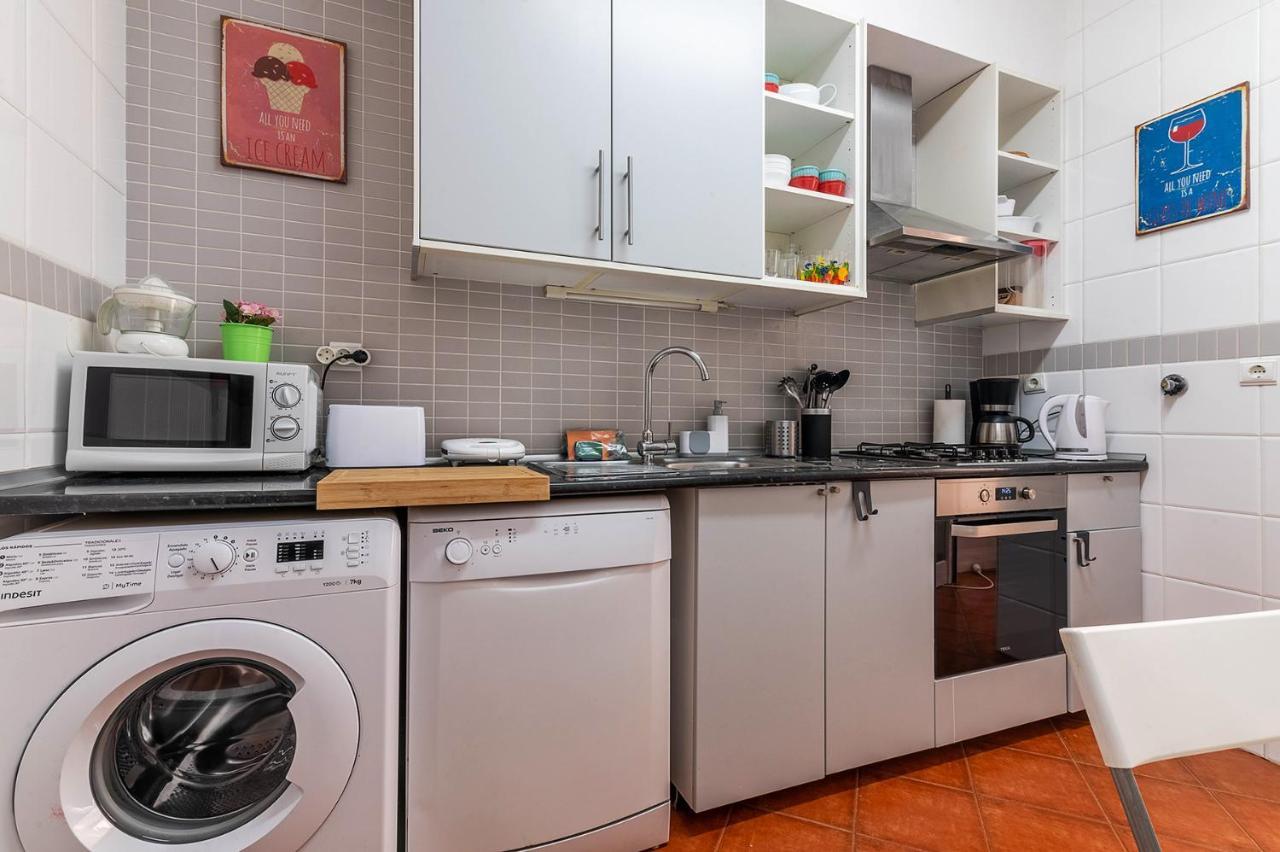 Alm- Spacious. Sunny. Patio. Quiet Area. Fast Wifi Lisboa Екстериор снимка