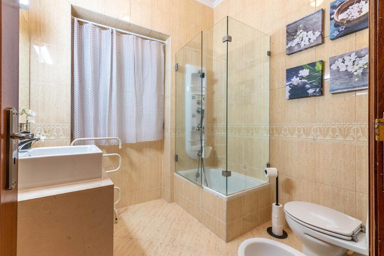 Alm- Spacious. Sunny. Patio. Quiet Area. Fast Wifi Lisboa Екстериор снимка
