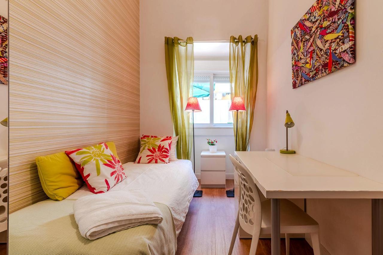 Alm- Spacious. Sunny. Patio. Quiet Area. Fast Wifi Lisboa Екстериор снимка
