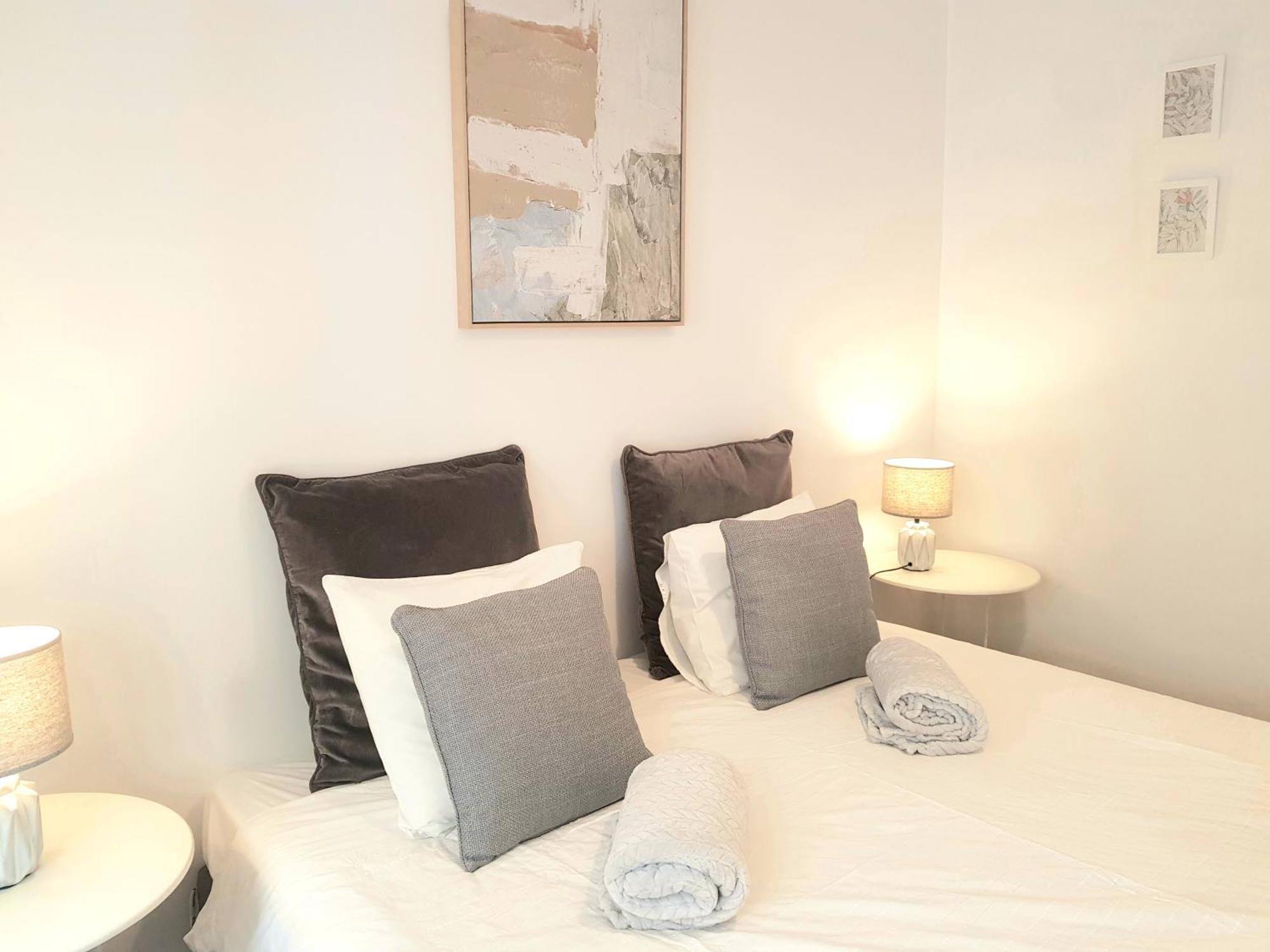 Alm- Spacious. Sunny. Patio. Quiet Area. Fast Wifi Lisboa Екстериор снимка